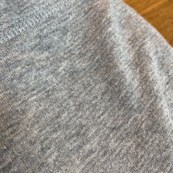 Tristan Women Sparkling Gray Sweater Gold Details Chiffon Size Small - Picture 8 of 10